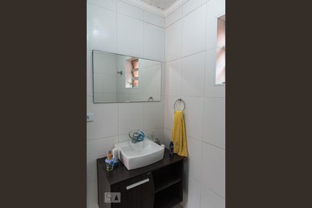 Casa à venda com 164m², 3 quartos e 3 vagasBanheiro