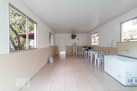 Apartamento à venda com 41m², 2 quartos e sem vaga Apartamento à venda com 41m², 2 quartos e sem vagaSalão de Festas