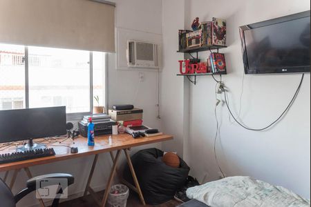 Apartamento à venda com 120m², 4 quartos e 1 vagaQuarto 2