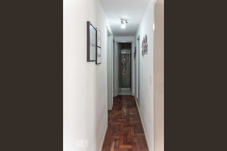 Corredor de apartamento à venda com 4 quartos, 120m² em Vila Isabel, Rio de Janeiro