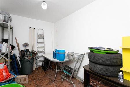 Casa à venda com 160m², 3 quartos e 2 vagas Casa à venda com 160m², 3 quartos e 2 vagasQuarto 4