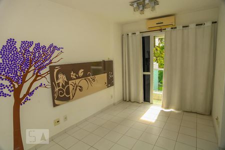 Apartamento à venda com 84m², 3 quartos e 1 vaga Apartamento à venda com 84m², 3 quartos e 1 vagaSuíte