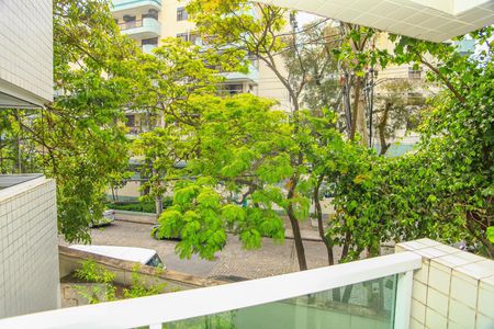 Apartamento à venda com 84m², 3 quartos e 1 vaga Apartamento à venda com 84m², 3 quartos e 1 vagaVista da Suíte