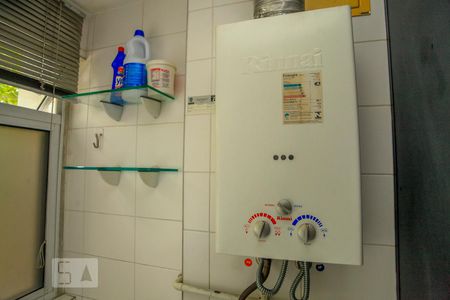 Apartamento à venda com 84m², 3 quartos e 1 vaga Apartamento à venda com 84m², 3 quartos e 1 vagaCozinha e Área de Serviço