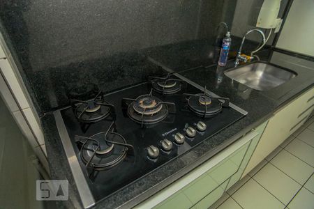 Apartamento à venda com 84m², 3 quartos e 1 vaga Apartamento à venda com 84m², 3 quartos e 1 vagaCozinha e Área de Serviço