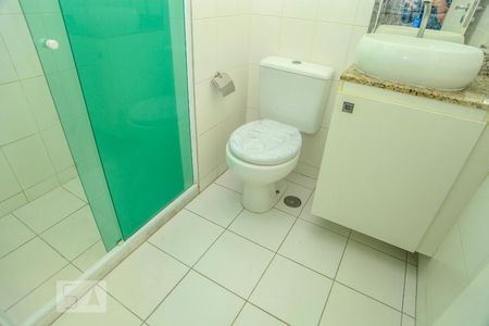 Apartamento à venda com 84m², 3 quartos e 1 vaga Apartamento à venda com 84m², 3 quartos e 1 vagaBanheiro Social