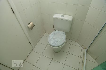 Apartamento à venda com 84m², 3 quartos e 1 vaga Apartamento à venda com 84m², 3 quartos e 1 vagaBanheiro da Suíte