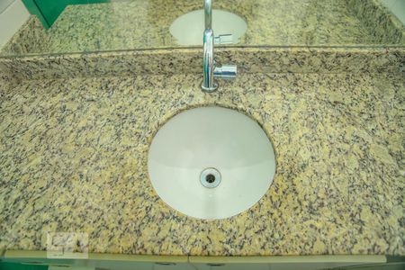 Apartamento à venda com 84m², 3 quartos e 1 vaga Apartamento à venda com 84m², 3 quartos e 1 vagaBanheiro da Suíte