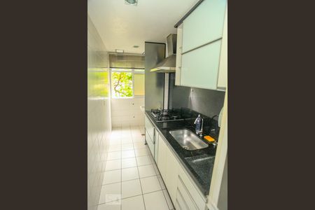 Apartamento à venda com 84m², 3 quartos e 1 vaga Apartamento à venda com 84m², 3 quartos e 1 vagaCozinha e Área de Serviço