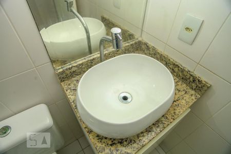 Apartamento à venda com 84m², 3 quartos e 1 vaga Apartamento à venda com 84m², 3 quartos e 1 vagaBanheiro Social