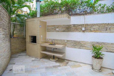 Apartamento à venda com 84m², 3 quartos e 1 vaga Apartamento à venda com 84m², 3 quartos e 1 vagaÁrea comum - Churrasqueira