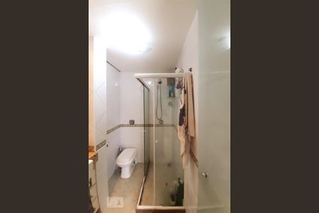 Apartamento para alugar com 78m², 2 quartos e 1 vaga Apartamento para alugar com 78m², 2 quartos e 1 vagaBanheiro da Suíte