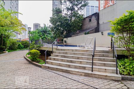 Apartamento para alugar com 40m², 1 quarto e 1 vagaPiscina