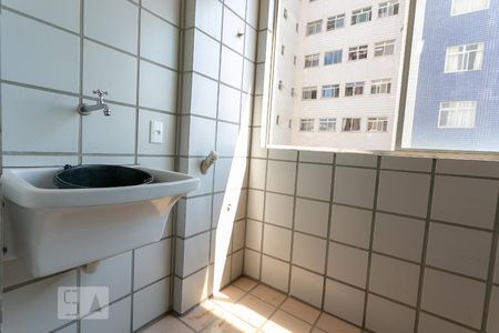 Apartamento para alugar com 76m², 3 quartos e 1 vagaÁrea de Serviço