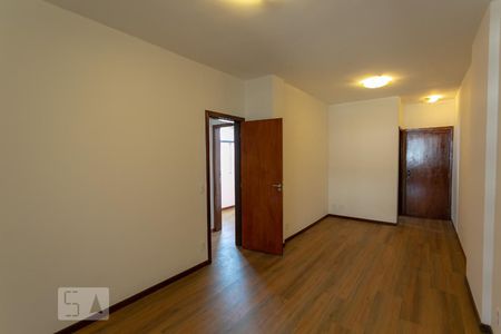 Sala de apartamento para alugar com 3 quartos, 76m² em Silveira, Belo Horizonte