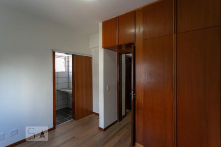 Apartamento para alugar com 76m², 3 quartos e 1 vagaQuarto 3 - Suíte