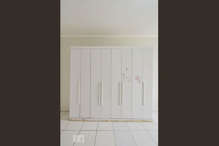 Sala / Dormitório de apartamento para alugar com 1 quarto, 18m² em Santo Amaro, São Paulo