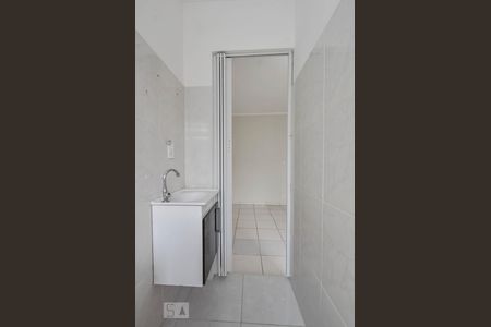 Apartamento para alugar com 18m², 1 quarto e sem vagaBanheiro 