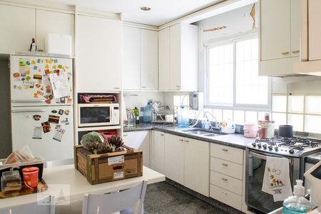 Cozinha de casa à venda com 4 quartos, 404m² em Vila Ida, São Paulo