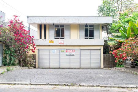 Casa à venda com 404m², 4 quartos e 6 vagasFachada