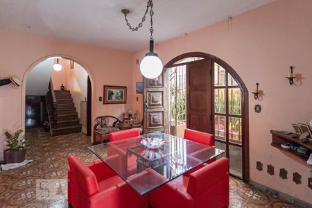 Sala 2 de casa para alugar com 5 quartos, 243m² em Santa Efigênia, Belo Horizonte