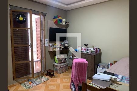 Casa à venda com 140m², 3 quartos e sem vaga Casa à venda com 140m², 3 quartos e sem vagaQuarto 2