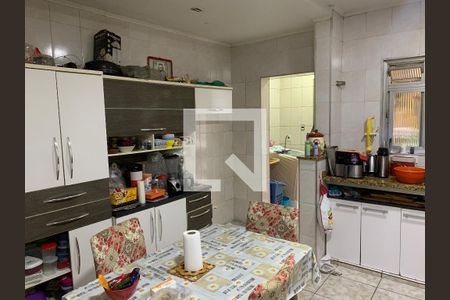 Casa à venda com 140m², 3 quartos e sem vaga Casa à venda com 140m², 3 quartos e sem vagaCozinha