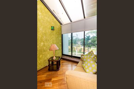 Casa à venda com 340m², 4 quartos e 6 vagasHall e Corredor dos Quartos