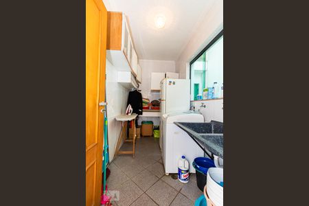 Casa à venda com 340m², 4 quartos e 6 vagasÁrea de Serviço e Churrasqueira