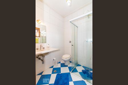 Casa à venda com 340m², 4 quartos e 6 vagasBanheiro da Suíte 3