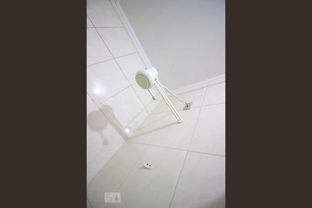 Casa à venda com 208m², 3 quartos e 2 vagasChuveiro