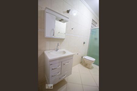 Casa à venda com 208m², 3 quartos e 2 vagasBanheiro 2