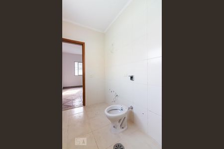 Casa à venda com 280m², 3 quartos e 4 vagasBanheiro