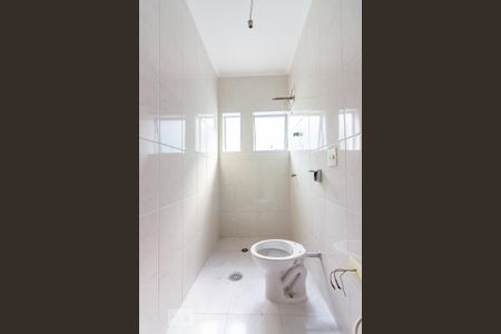 Casa à venda com 280m², 3 quartos e 4 vagasBanheiro