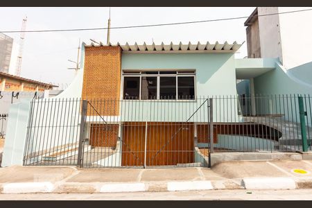 Casa à venda com 280m², 3 quartos e 4 vagasFachada