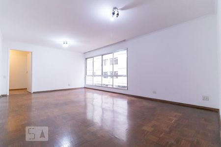 Apartamento para alugar com 150m², 4 quartos e 2 vagas Apartamento para alugar com 150m², 4 quartos e 2 vagasSala