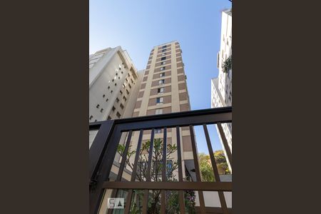 Apartamento para alugar com 150m², 4 quartos e 2 vagas Apartamento para alugar com 150m², 4 quartos e 2 vagasFachada