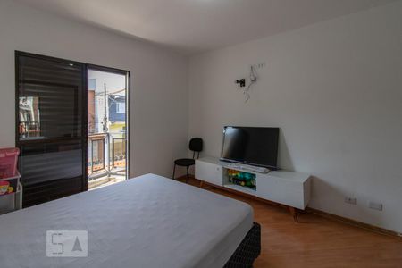 Suíte  de casa à venda com 3 quartos, 195m² em Vila Gustavo, São Paulo