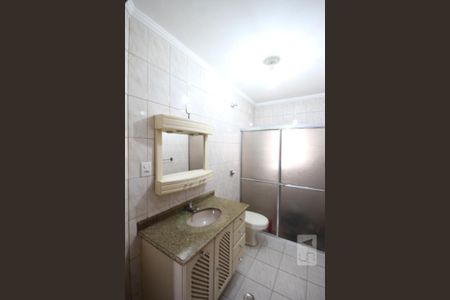 Casa à venda com 105m², 2 quartos e 1 vagaBanheiro