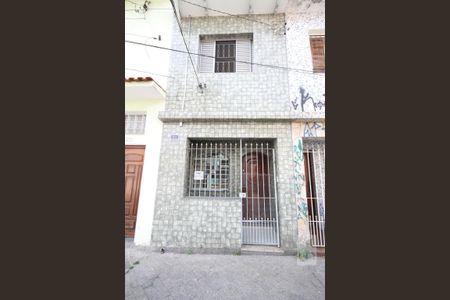 Casa à venda com 105m², 2 quartos e 1 vagaFachada frente