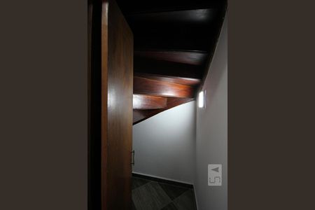 Escada de casa à venda com 2 quartos, 105m² em Ipiranga, São Paulo