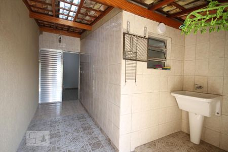 Casa à venda com 105m², 2 quartos e 1 vagaÁrea de Serviço