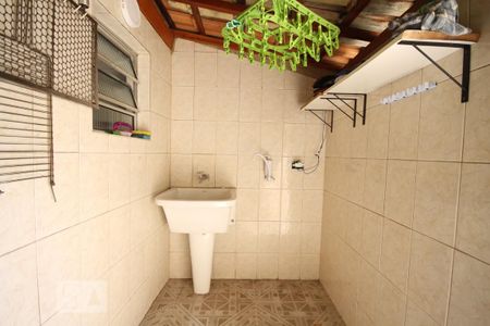 Casa à venda com 105m², 2 quartos e 1 vagaÁrea de Serviço