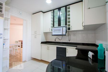 Apartamento à venda com 78m², 3 quartos e 2 vagasCozinha