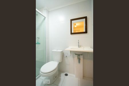 Apartamento à venda com 70m², 3 quartos e 1 vaga Apartamento à venda com 70m², 3 quartos e 1 vagaBanheiro da Suíte