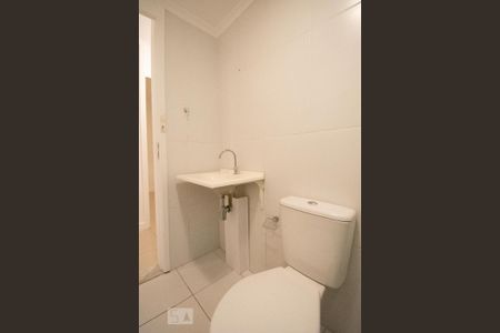 Apartamento à venda com 70m², 3 quartos e 1 vaga Apartamento à venda com 70m², 3 quartos e 1 vagaBanheiro