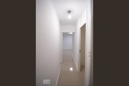 Apartamento à venda com 70m², 3 quartos e 1 vaga Apartamento à venda com 70m², 3 quartos e 1 vagaCorredor