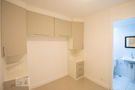 Apartamento à venda com 70m², 3 quartos e 1 vaga Apartamento à venda com 70m², 3 quartos e 1 vagasuíte