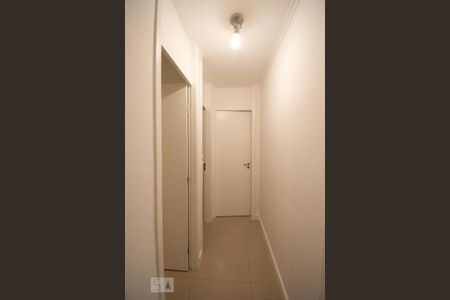 Apartamento à venda com 70m², 3 quartos e 1 vaga Apartamento à venda com 70m², 3 quartos e 1 vagaCorredor