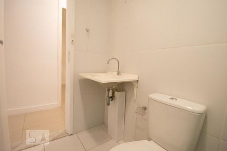 Apartamento à venda com 70m², 3 quartos e 1 vaga Apartamento à venda com 70m², 3 quartos e 1 vagaBanheiro